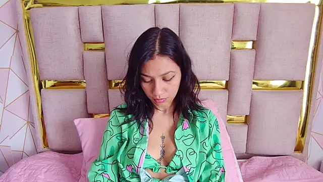 nina carther online show from March 28, 7:57 pm