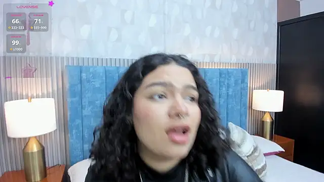 pretty sunlight  online show from October 7, 1:54 am