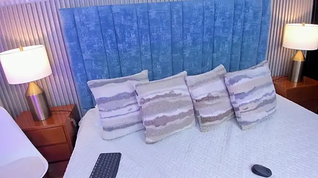 pretty sunlight  online show from March 17, 2:04 am