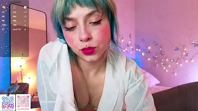 lavenderluxe online show from May 11, 6:27 pm