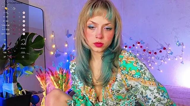 lavenderluxe online show from February 16, 12:05 pm