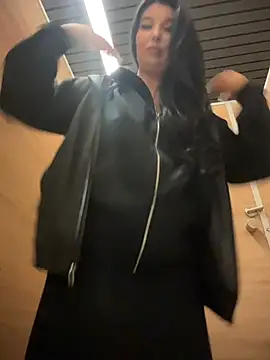 Tisha Busty online show from April 4, 1:43 pm