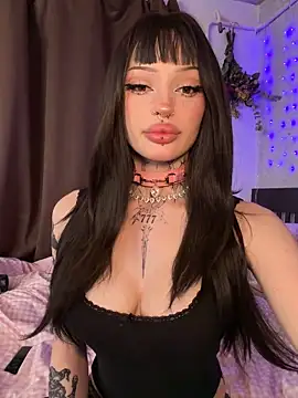 madelinexx online show from May 21, 12:14 pm