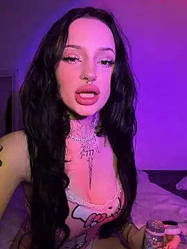 madelinexx online show from February 5, 3:59 pm