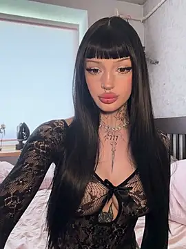 madelinexx online show from May 24, 11:31 am