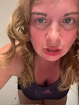 Lombada online show from May 24, 8:52 pm