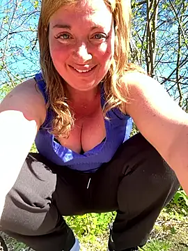 Lombada online show from April 7, 2:30 pm