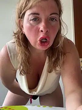 Lombada online show from May 14, 8:31 am