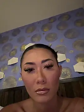 thai-dreamgirl online show from March 21, 2:00 pm