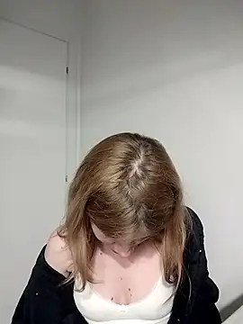 EvyLure online show from January 15, 6:25 pm