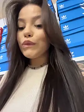 Chloe  Moon online show from May 14, 4:13 pm