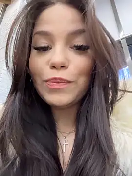 Chloe  Moon online show from February 1, 2:05 pm