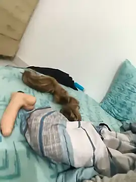 Scarlett-Leh online show from November 23, 5:43 am