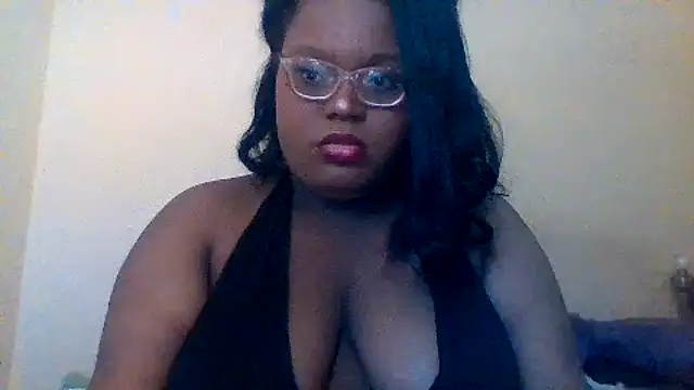 Thiccxox online show from April 8, 1:46 pm