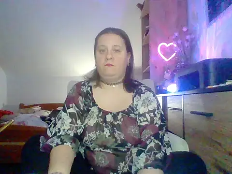 Snapshot of ReifeVenna chatting on October 21, 6:45 pm ReifeVenna online show from October 21, 6:45 pm