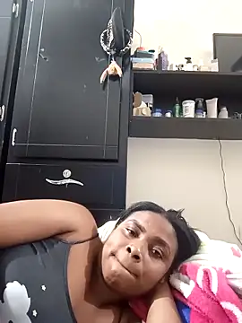 NicolVilla online show from May 12, 2:46 pm