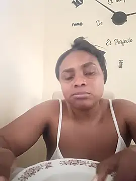 NicolVilla online show from May 9, 2:52 pm