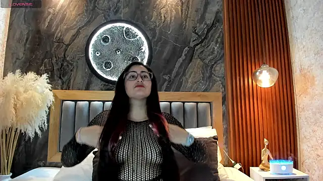 BellaPeers  online show from May 21, 11:41 am