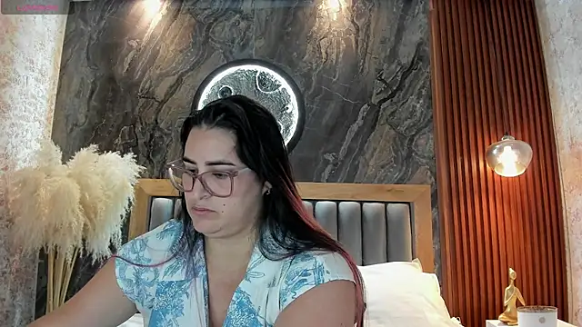 BellaPeers  online show from June 27, 12:06 pm
