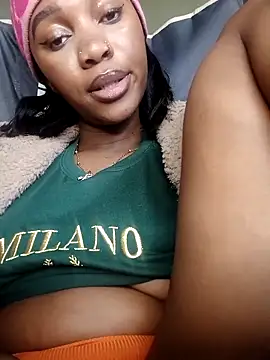 Shria107 online show from October 29, 8:29 am