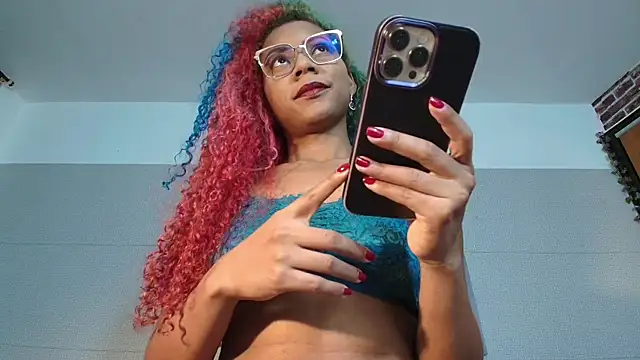 sofia fer online show from February 27, 2:33 am