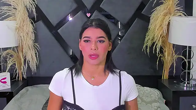 KylieWhite online show from January 10, 3:00 am