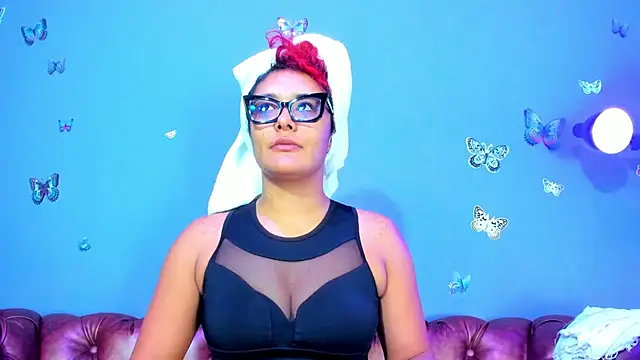 Kaira mosse online show from May 22, 12:03 pm