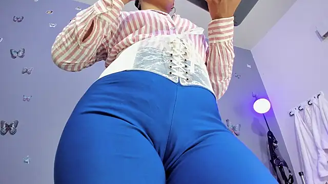 Kaira mosse online show from October 10, 11:48 am