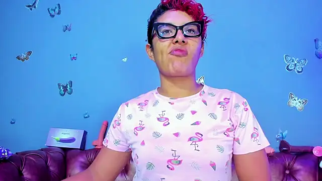 Kaira mosse online show from May 15, 11:57 am