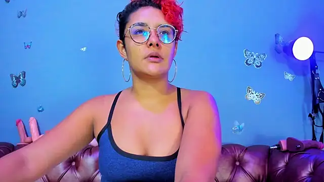 Kaira mosse online show from May 3, 11:35 am