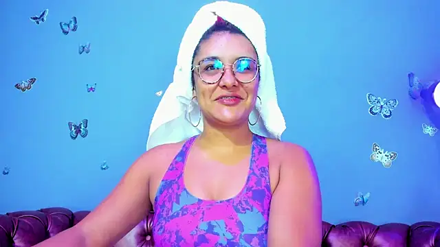 Kaira mosse online show from May 10, 11:34 am