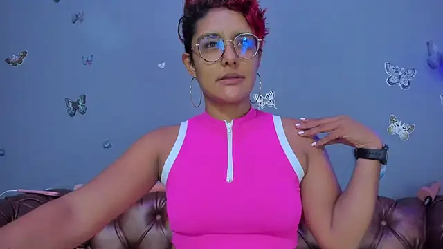 Kaira mosse online show from May 6, 10:52 am