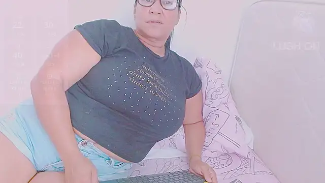 sexy hot carol online show from October 28, 7:41 pm