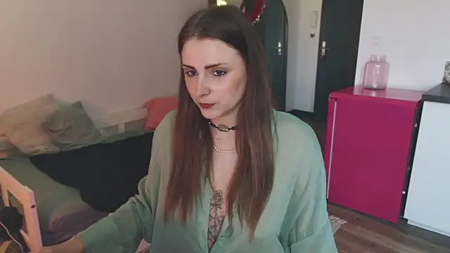 Snapshot of Celeste_Off chatting on October 8, 11:25 am Celeste Off online show from October 8, 11:25 am