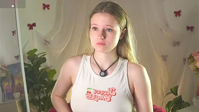 MaydaFoulk online show from May 27, 1:27 am