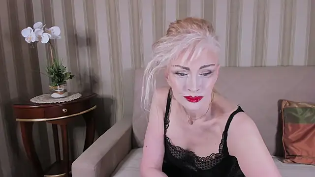 Rita Farel online show from May 20, 9:34 pm