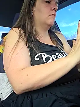 GoddessNikolia online show from November 2, 6:00 pm