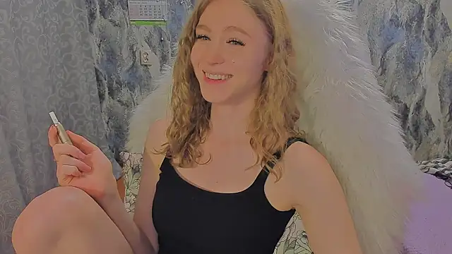 JuxxxsyBunx online show from November 3, 10:41 am