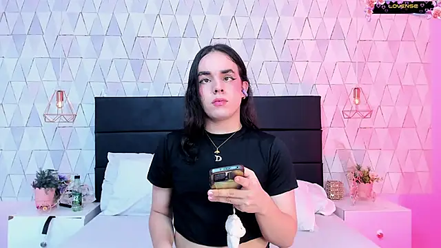 JustinePerry online show from May 4, 5:11 am
