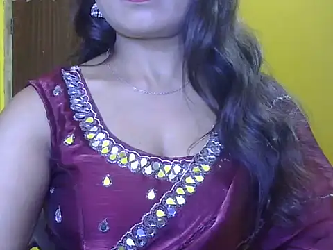 Snapshot of Hot_indiangirl chatting on October 3, 3:06 pm Hot indiangirl online show from October 3, 3:06 pm