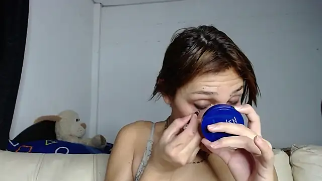 Snapshot of alexandra_lorens chatting on October 15, 9:50 pm alexandra lorens online show from October 15, 9:50 pm