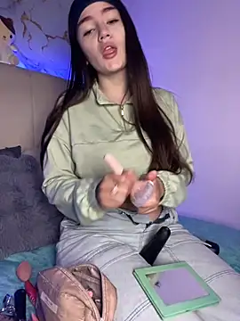 angel natural online show from November 9, 4:58 pm