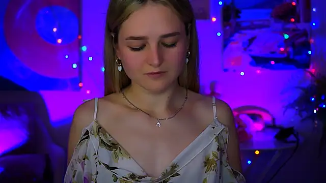 DeboraLarson online show from October 11, 5:23 am