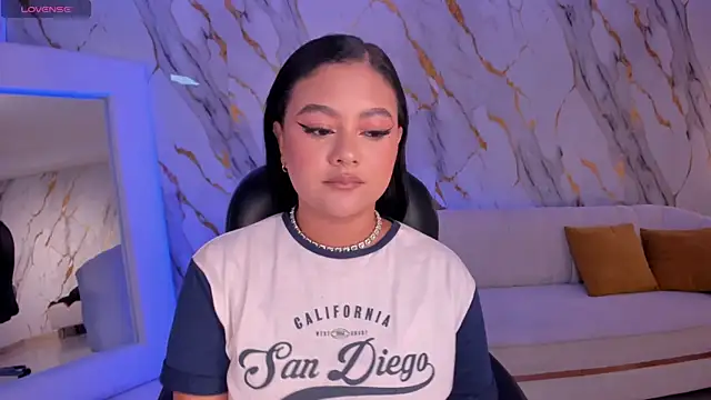 GabriellaLee online show from May 8, 3:43 am