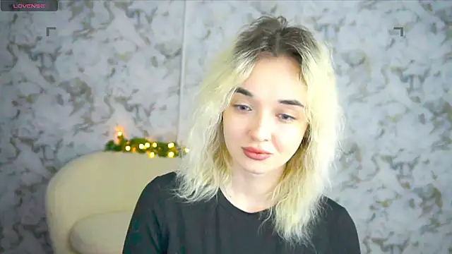 Ashley S online show from May 9, 10:56 pm