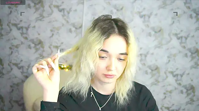 Ashley S online show from May 16, 12:46 am