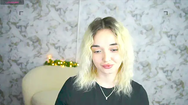 Ashley S online show from May 15, 10:56 pm