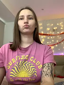 HotCaramellsTV online show from October 22, 8:30 am