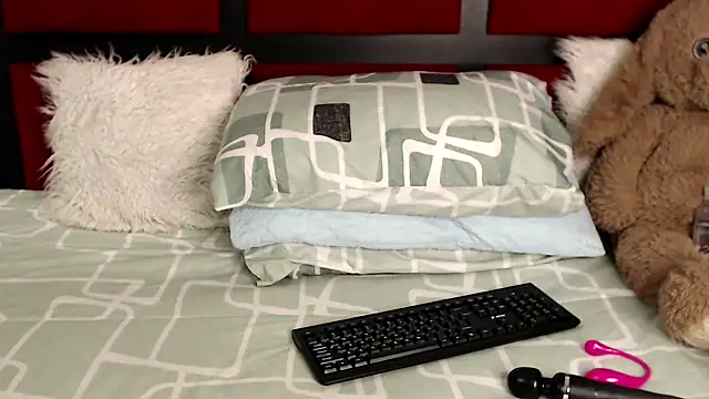 SlimRose24 online show from October 10, 3:33 am