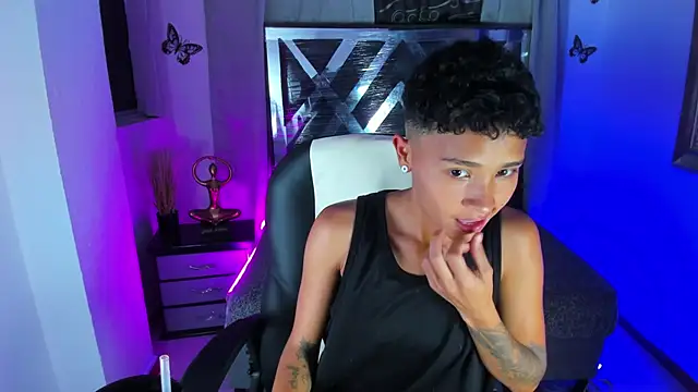 nova sex01 online show from May 28, 3:59 am